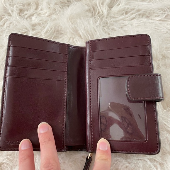 Coach Wallet - Picture 4 of 5